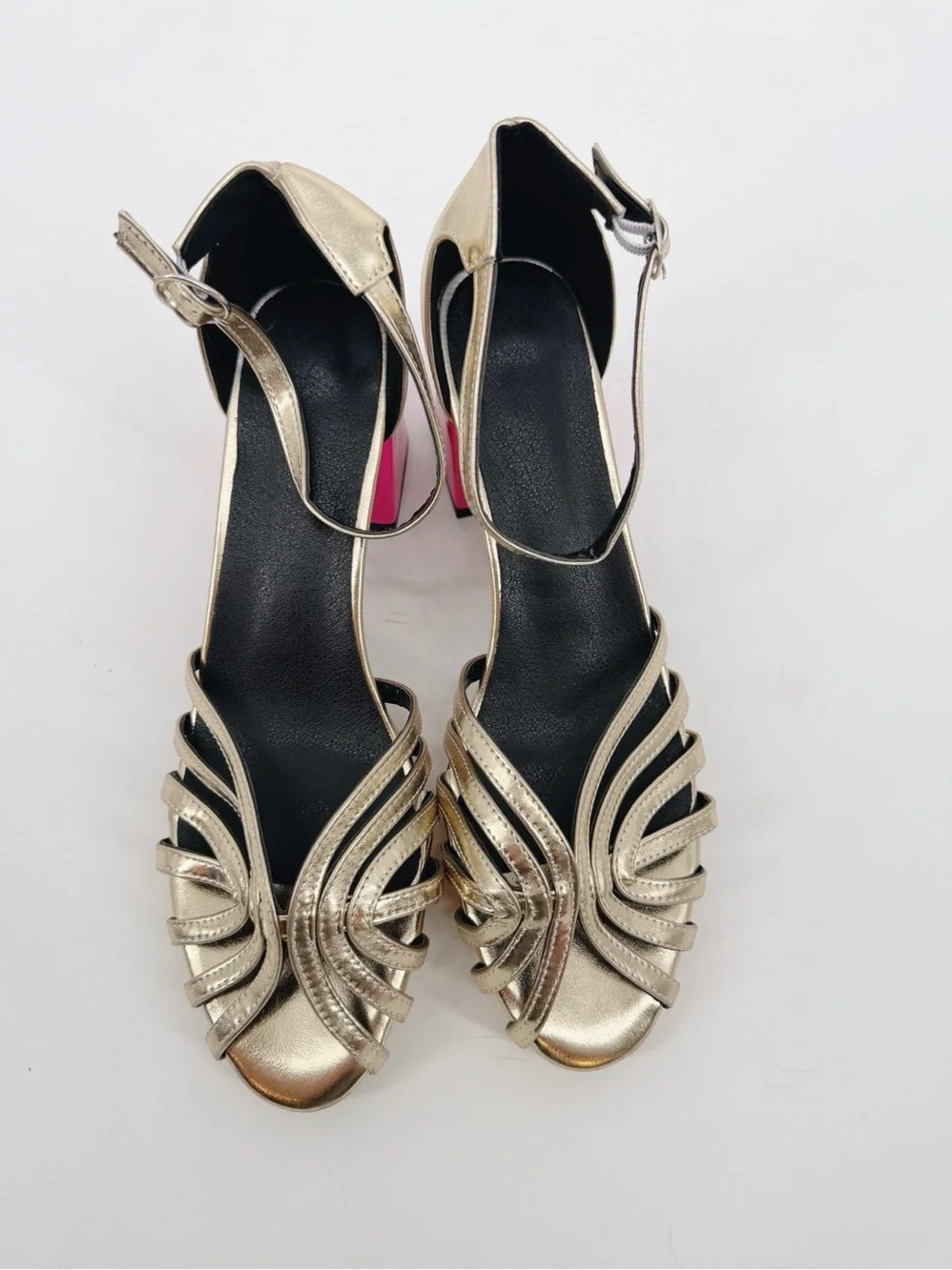 Gold Strappy Block Heel Sandal with Pink Heel NWOT Sz 41 (runs small)